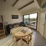 דירה Mezzanine Avec Balcon Piscine