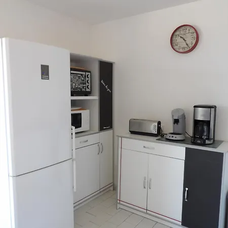 Mezzanine Avec Balcon Piscine Saint-Cyprien (Pyrenees-Orientales)